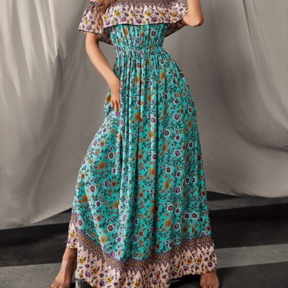 Off the shoulder Floral Maxi Dress - Picture 7 of 7